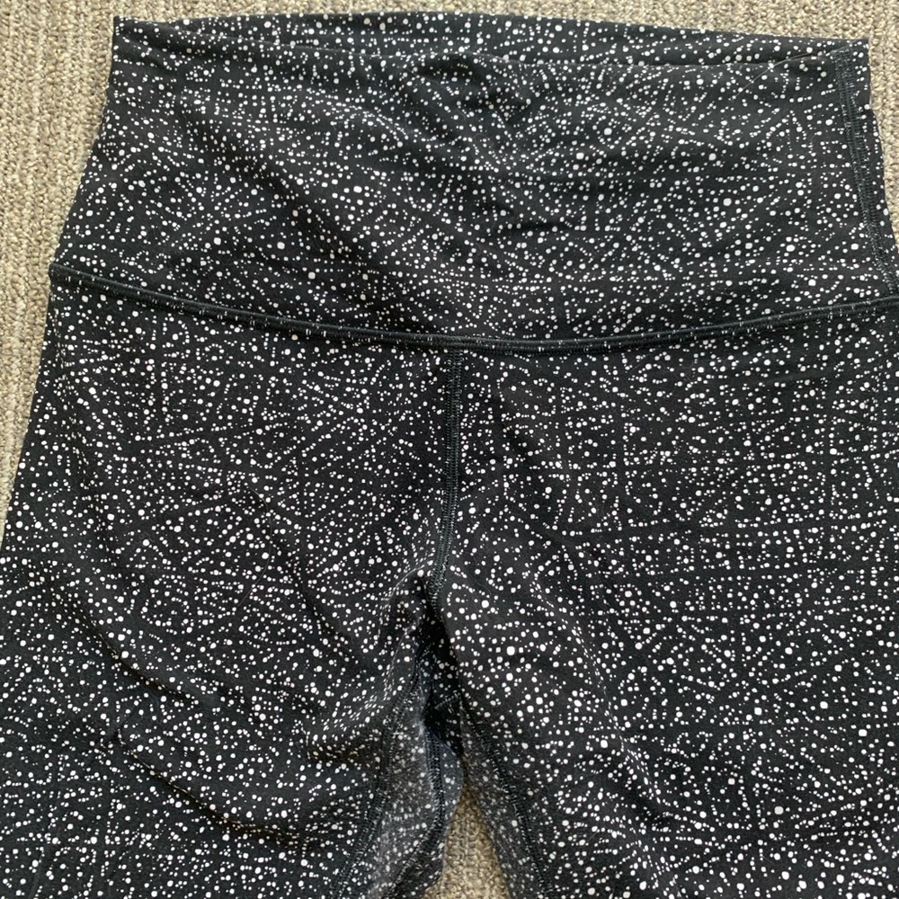 Lululemon spotted Align cropped leggings